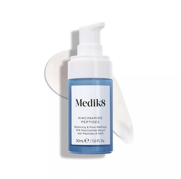 Набір для сяйва та комфорту шкіри у подорожах Medik8 Travel Ready Skin  KITLimited11 фото