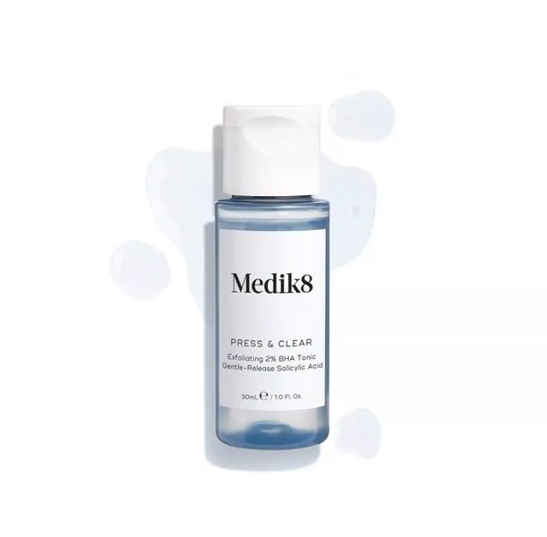 Набір для сяйва та комфорту шкіри у подорожах Medik8 Travel Ready Skin  KITLimited11 фото