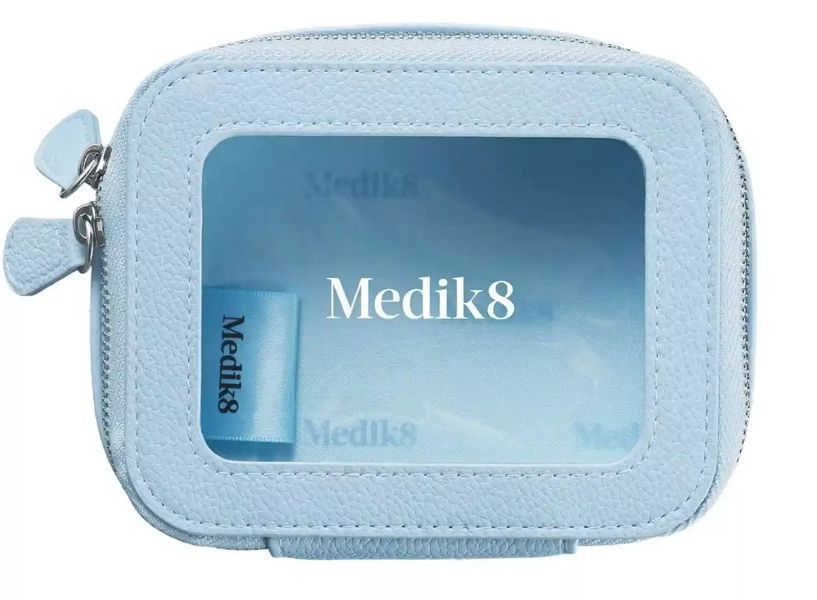 Набір для сяйва та комфорту шкіри у подорожах Medik8 Travel Ready Skin  KITLimited11 фото