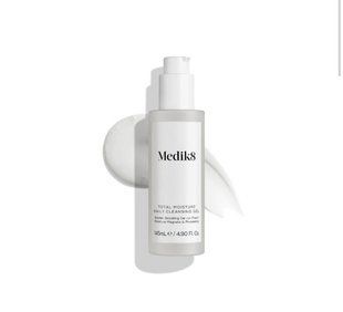 Універсальний зволожувальний засіб для вмивання Medik8 Total Moisture Daily Cleansing Gel P12194 фото